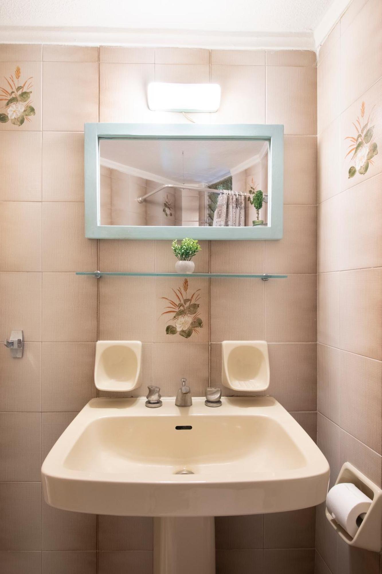 Modern City Apt In The Heart Of Heraklion 外观 照片